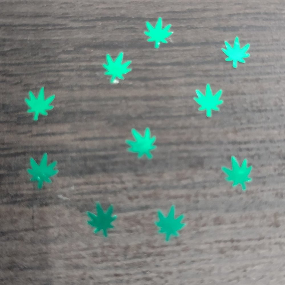 Unbranded Green Metallic Weed Nail Art 1 Full Set